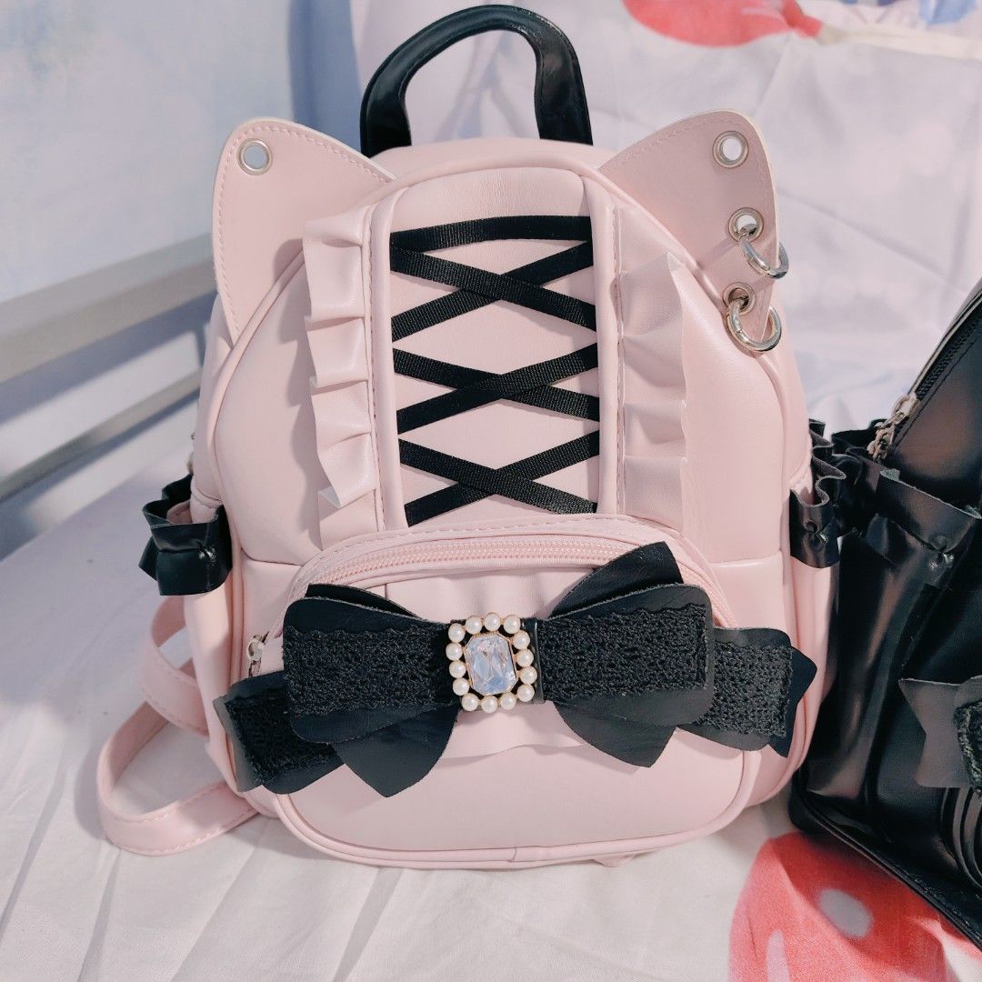 Jirai Kei pink kitty backpack (Category: Backpacks) located in Pateros City. Submitted by soshifem (Listing ID 1466549957, Image 1). Description: brandnew.