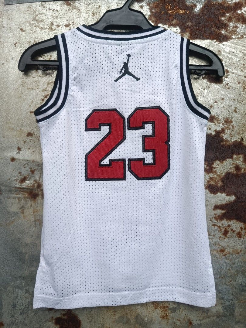 JORDAN (Category: Activewear) located in Iloilo. Submitted by _lemornosnas02 (Listing ID 1466403824, Image 3). Description: Jordan 23 Youth Basketball Jersey Tank-Top brandnew condition for 4 to 8 yrs old plus ship via lbc location iloilo.