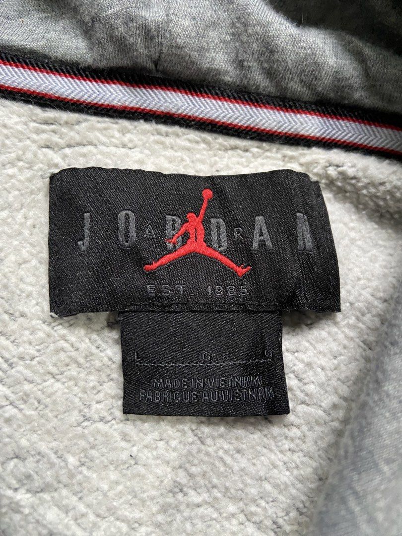 JORDAN (Category: Hoodies) located in Salug. Submitted by bagdoi_finds (Listing ID 1466496475, Image 3). Description: .