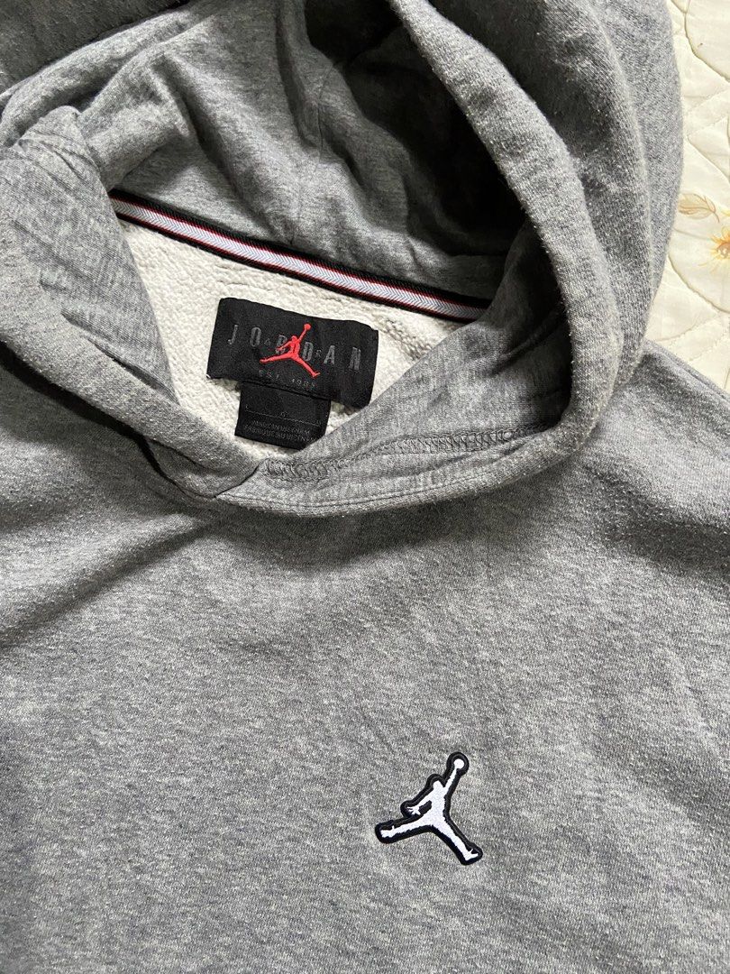 JORDAN (Category: Hoodies) located in Salug. Submitted by bagdoi_finds (Listing ID 1466496475, Image 2). Description: .
