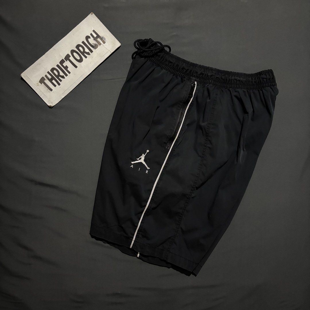 JORDAN EMBROID LOGO NYLON SHORT (Category: Shorts) located in Taytay. Submitted by dwinsapparel (Listing ID 1466446139, Image 1). Description: AIR JORDAN NYLON SHORT W-GARTERIZE UP TO 40 L-21 LEGHOLE -16 HEM -13 EXCELLENT CONDITION NEED WASH COMPLETE TAGS.