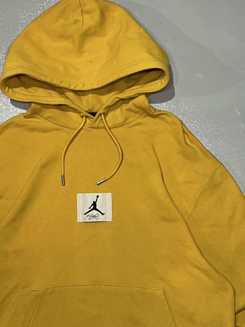 Jordan Flight Yellow Hoodie (Category: Hoodies) located in Manila. Submitted by ben_101202 (Listing ID 1466477902, Image 2). Description: Nike air jordan statement hoodie Large on tag Dimes:23x29 Excellent condition .