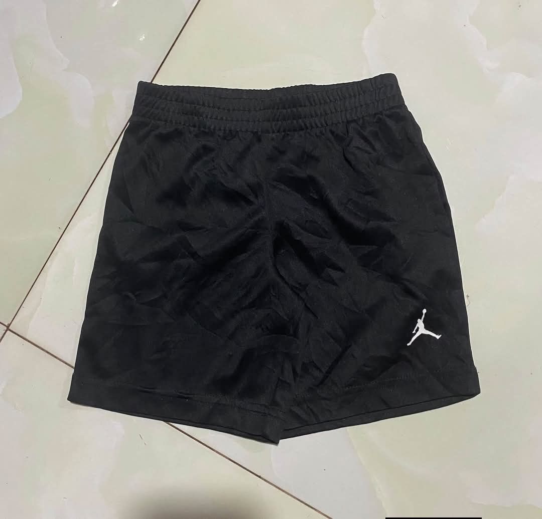 JORDAN FOR KIDS (Category: Babies & Kids Fashion) located in Toledo. Submitted by marianallidapse1994 (Listing ID 1466513276, Image 1). Description: as new jordan jersey short 3 to 4T.