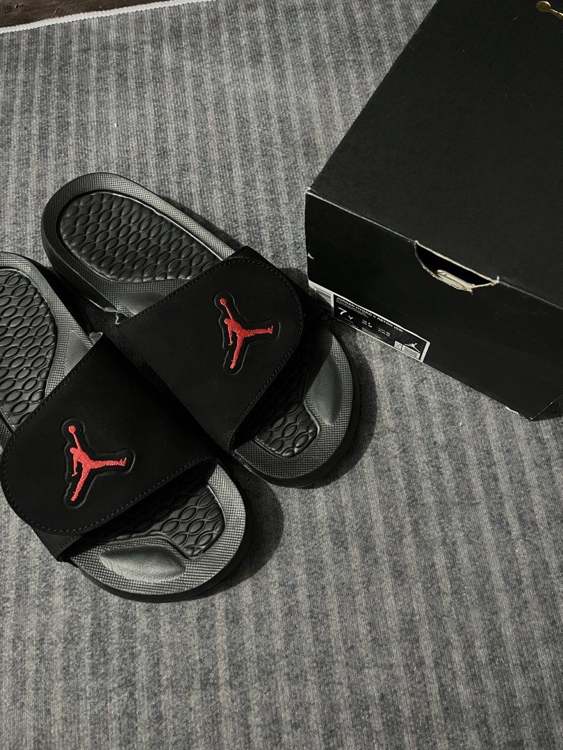 JORDAN HYDRO 5 METALLIC (Category: Slippers & Slides) located in Manila. Submitted by gotstar (Listing ID 1466422351, Image 1). Description: JORDAN HYDRO 5 METALLIC SIZE 7Y USED ONCE ₱2700 PASAY AREA.