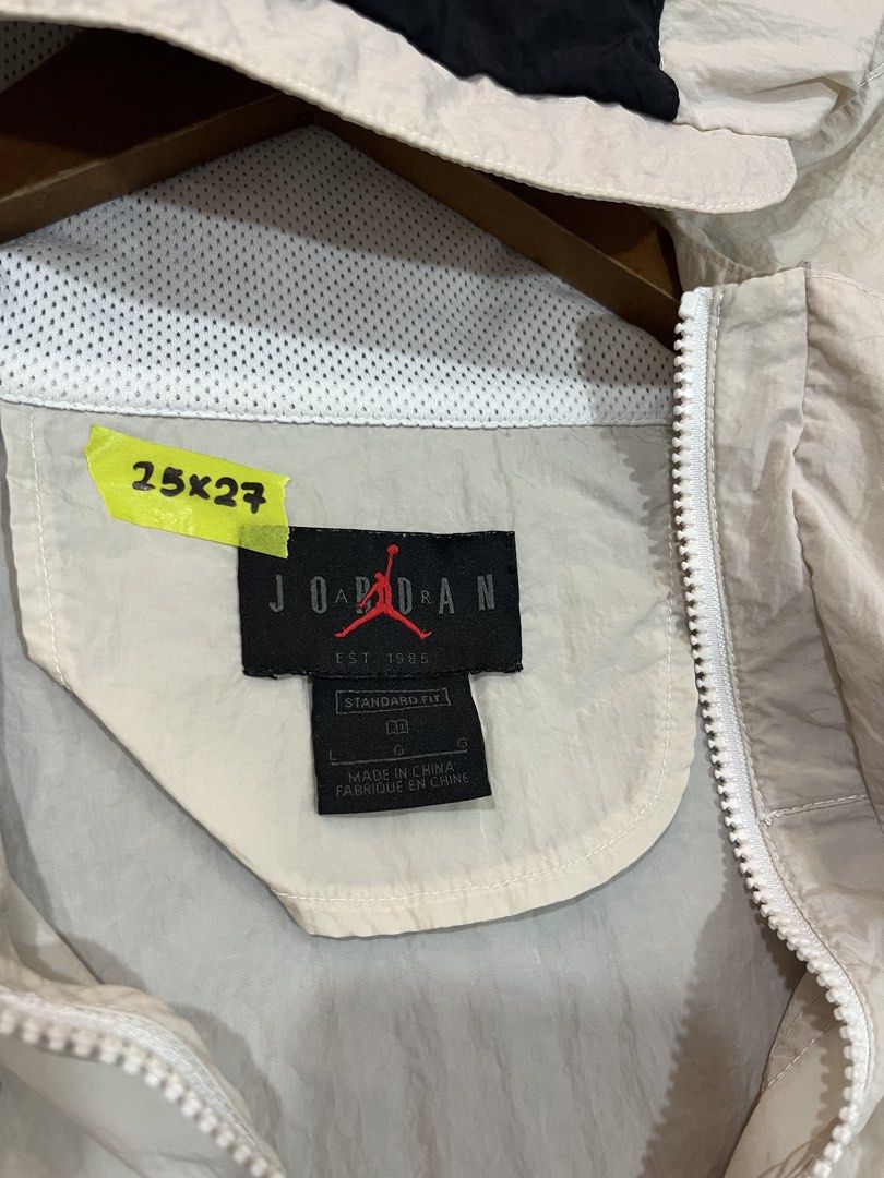 Jordan Jumpman Windbreaker (Category: Coats, Jackets and Outerwear) located in Manila. Submitted by cjcuevas_05 (Listing ID 1466556767, Image 3). Description: 📌Tanza Cavite Dimes: 25x27 GCASH ONLY, can ship thru JnT/orange check out for sf .
