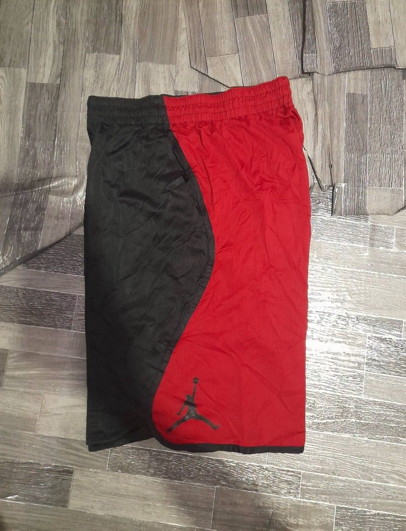 JORDAN MEN'S BALLERS SHORT (Category: Shorts) located in Mandaue City. Submitted by indayftjesiediva (Listing ID 1466438399, Image 1). Description: JORDAN MEN'S BALLERS SHORT LARGE 28-32 LENGHT 21 EXCELLENT CONDITION COLOR RATE 10/10 NO ISSUE MINE 650 PLUS SF ONLY DM IF INTERESTED 📩.