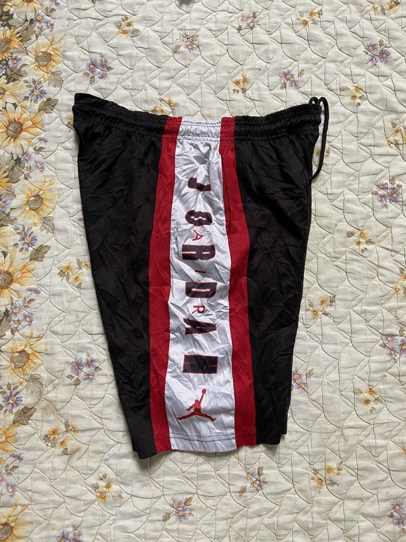 JORDAN SIDE SCRIPT (Category: Shorts) located in Salug. Submitted by bagdoi_finds (Listing ID 1466494675, Image 1). Description: .