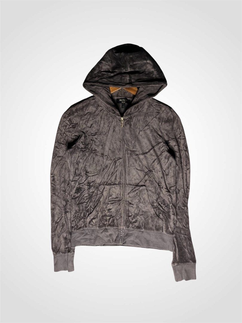 JUICY COUTURE (Category: Coats, Jackets and Outerwear) located in Catbalogan. Submitted by wayndsyclee. (Listing ID 1466328347, Image 1). Description: JUICY COUTURE SIZE SMALL DIMES:w18/L23 Excellent No issue May wash tag yan nakalimutan kolang e pic.
