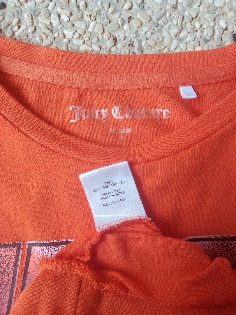 Juicy Couture •long sleeve crop top (Category: Longsleeves) located in Batangas. Submitted by 68.thrifts (Listing ID 1466387423, Image 2). Description: size: 19 x 16 / S on tag sleeve lenght: 22 -no issue -good condi -no pinhole.
