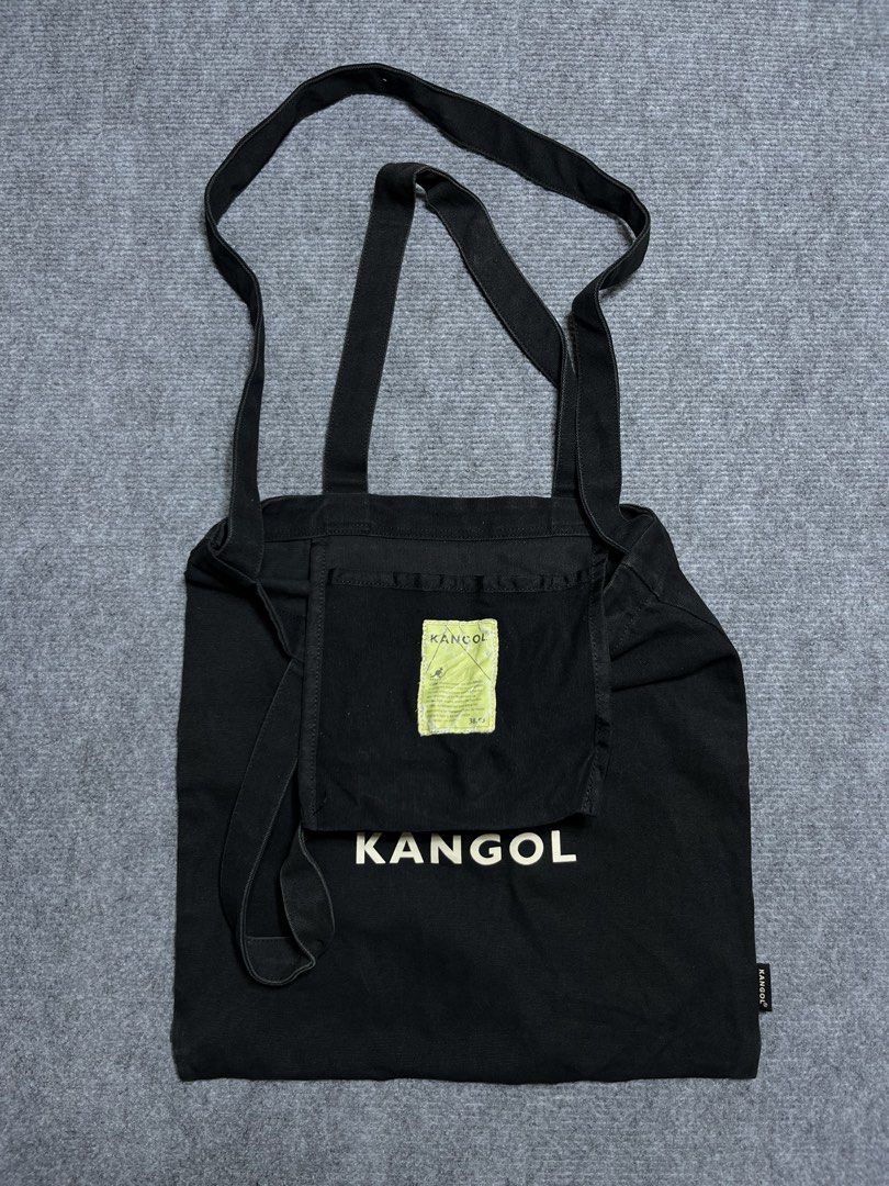 Kangol 2-way Tote bag💥 (Category: Sling Bags) located in Cebu City. Submitted by youngyeum247 (Listing ID 1466357689, Image 3). Description: Kangol 2-way Totebag💥 • Width: 15 • Length: 15 • Color rate: 9.5/10 • Condition: 9.5/10 • Issue: NONE •Color may vary due to lighting🙏🏻 DM TO PURCHASE📥.