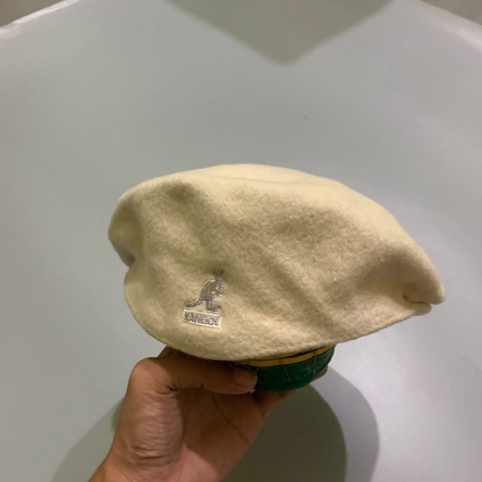 KANGOL BERET CAP (Category: Caps & Hats) located in Puerto Princesa. Submitted by kelvinfabr75674 (Listing ID 1466403530, Image 2). Description: KANGOL BERET CAP Size S Authentic✅ Color: Cream NO ISSUE EXCELLENT CONDITION Color rate 9.5📌 Pm to purchase📩.