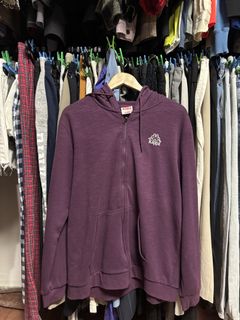 (Category: ) located in . Submitted by isabelasthriftclothes (Listing ID 1466496437, Image 1). Description: .