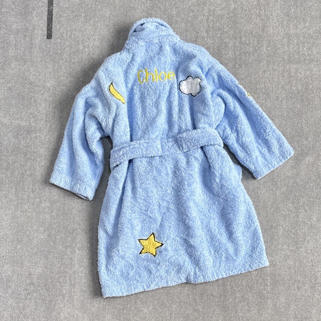 kids bathrobe (Category: Babies & Kids Fashion) located in Baguio. Submitted by mapa_laku (Listing ID 1466447714, Image 2). Description: .