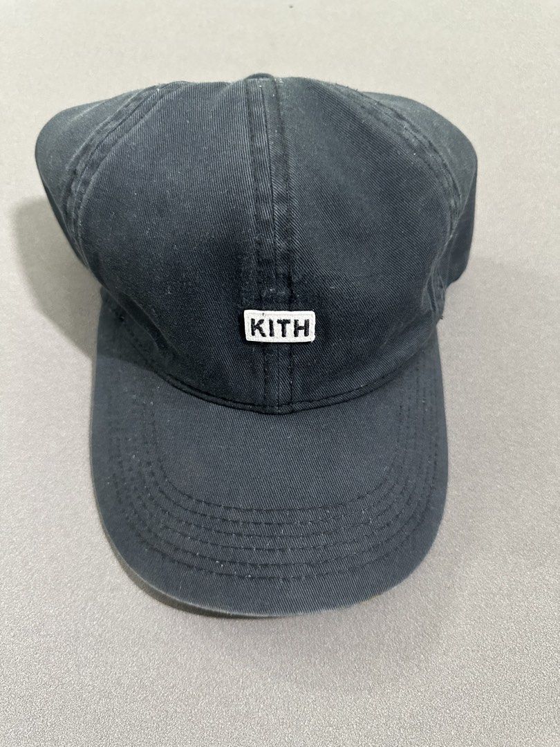 Kith Box Logo Dadhat (Category: Caps & Hats) located in Bacolod City. Submitted by dannnsoy (Listing ID 1466449147, Image 1). Description: Kith Box Logo Dadhat •In very good condition •Issue: Light fading/needs wash •Price: 699 only 📍Note: Color may vary to due lighting and camera resolution. .