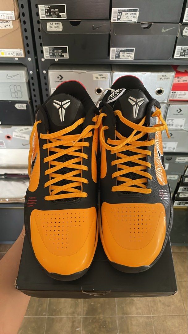 Kobe 5 Bruce Lee (Category: Sneakers) located in Bago City. Submitted by leonaldsole (Listing ID 1466289350, Image 3). Description: Size: 12 US USED ONCE INDOOR COURT Max Batch.