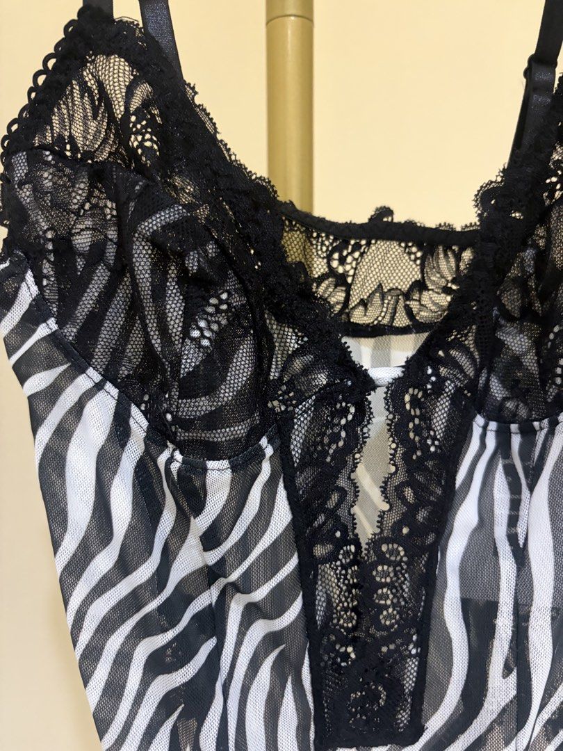 Lace bodysuit (Category: Sleeveless) located in Mandaluyong City. Submitted by rachel.cadiz (Listing ID 1466462400, Image 2). Description: Brand new with tag Small (stretchy) Lakas makasexy Very nice in actual .