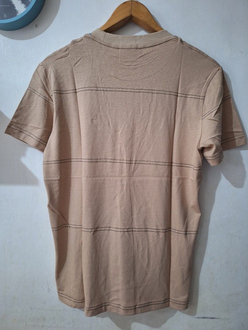 Lacoste tshirt light brown medium (Category: Tshirts & Polo Shirts ) located in Muntinlupa City. Submitted by kstefanomela14 (Listing ID 1466489048, Image 2). Description: brandnew lacoste tshirt brown stitched stripes medium - 20x27 cod lbc lalamove.