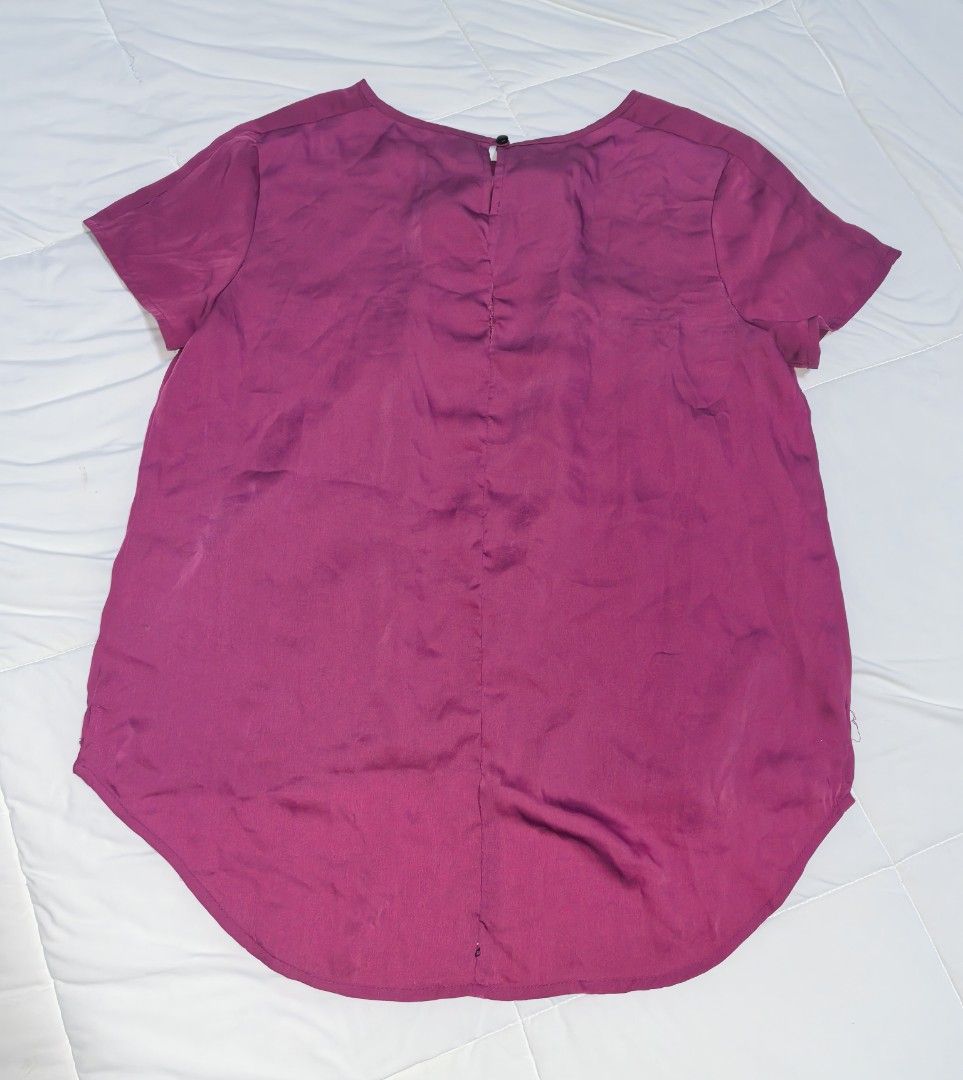 Ladies Pink Blouse Medium (Category: Blouses) located in Naga. Submitted by princessta62477 (Listing ID 1466455701, Image 3). Description: .