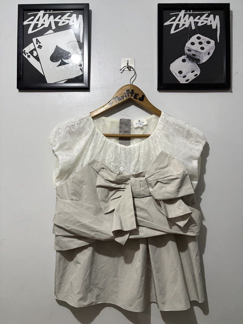 Lanvin Ribon Sleeveless Blouse (Category: Sleeveless) located in Makati City. Submitted by ThriftedGoods (Listing ID 1466403303, Image 1). Description: Feel free to ask for more detailed photos In excellent condition No issues Length-23 Width-19.