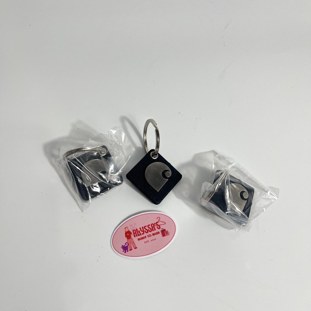 LAST 3 PCS! AUTH/BNEW Carhartt Silver Keychain (Category: Luxury Accessories) located in Davao. Submitted by alyssaclosett (Listing ID 1466479221, Image 1). Description: LAST 3 PCS! 👀🚨 Extra lang sa Balikbayan box mga ma’am/sir! AUTH/BNEW Carhartt Silver Keychain 🔑 Open for TAKE ALL 👀 ₱**9 each only 🫣 3 pcs na lang — first to claim! 💌 Comment/DM to claim. #carharttph.