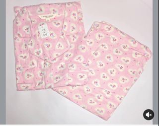 (Category: ) located in . Submitted by mnlshopper12 (Listing ID 1466526437, Image 1). Description: .