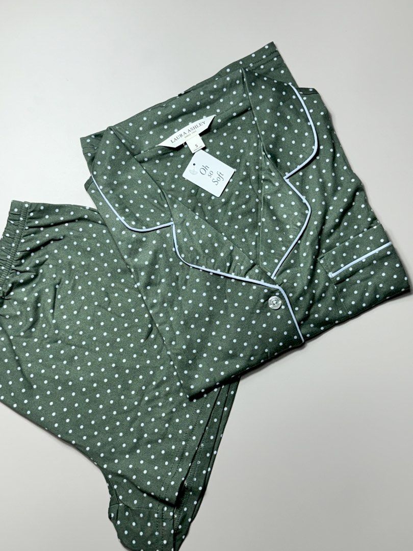 Laura ashley sleepwear ( small only ) (Category: Undergarments & Loungewear) located in Valenzuela. Submitted by markailandco. (Listing ID 1466432876, Image 1). Description: Brandnew .