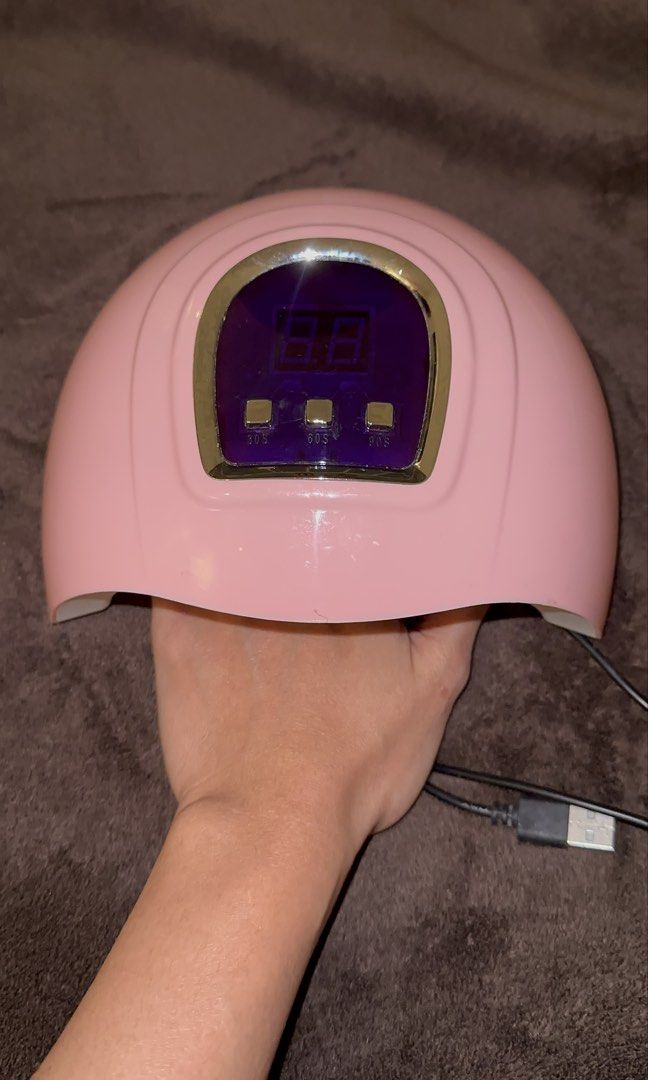 LED UV Nail Lamp (Category: Hands & Nails) located in Davao. Submitted by ririfelice (Listing ID 1466535399, Image 2). Description: Barely used LED UV nail lamp, USB .