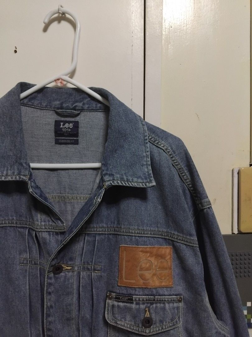 Lee 101+ Oversized Fit Cowboy Graphic Type II Denim Jacket (Category: Coats, Jackets and Outerwear) located in Pasig City. Submitted by hustlexcurate (Listing ID 1466417864, Image 3). Description: Lee 101+ Oversized Fit Cowboy Graphic Type 2 Denim Jacket Size LARGE on tag fits XL Boxy Dimensions: 27X27.