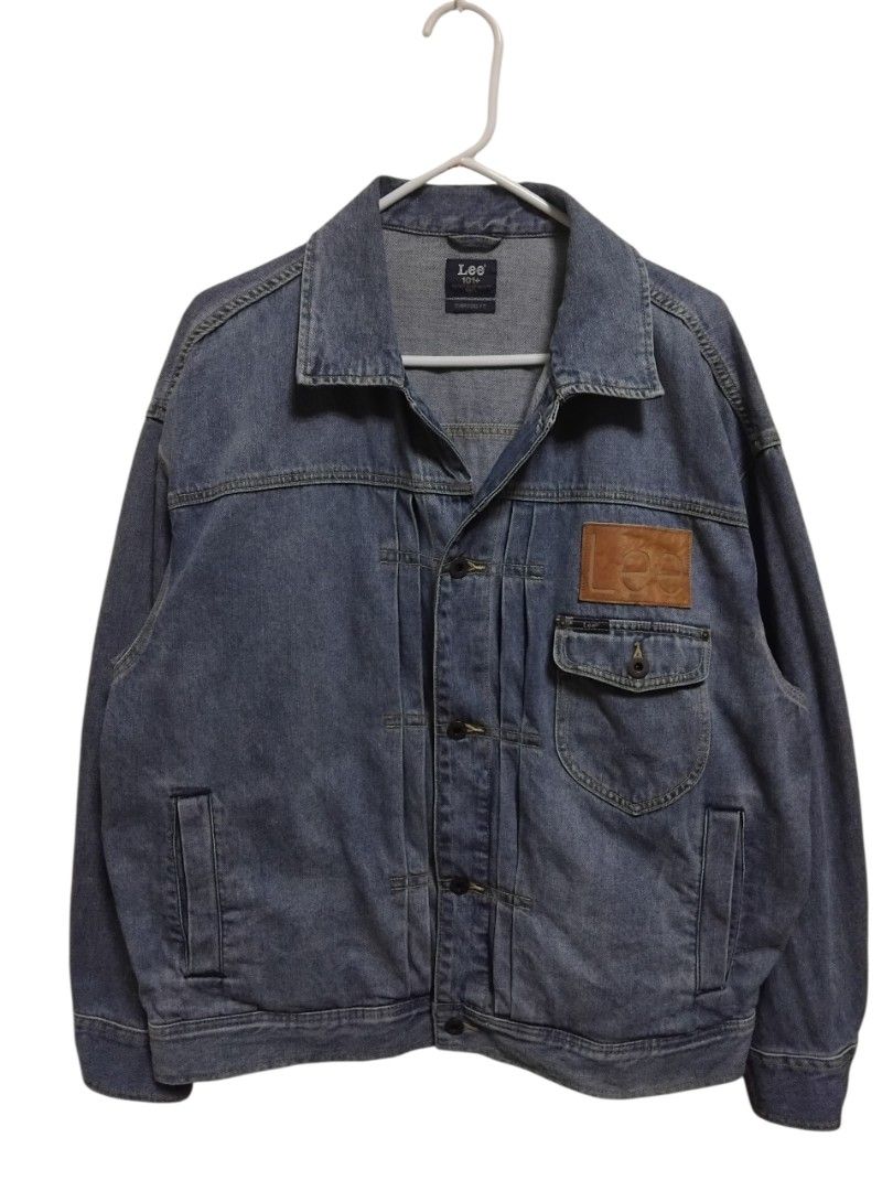 Lee 101+ Oversized Fit Cowboy Graphic Type II Denim Jacket (Category: Coats, Jackets and Outerwear) located in Pasig City. Submitted by hustlexcurate (Listing ID 1466417864, Image 1). Description: Lee 101+ Oversized Fit Cowboy Graphic Type 2 Denim Jacket Size LARGE on tag fits XL Boxy Dimensions: 27X27.
