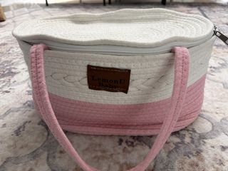 (Category: ) located in . Submitted by a.qthrift (Listing ID 1466441706, Image 1). Description: .