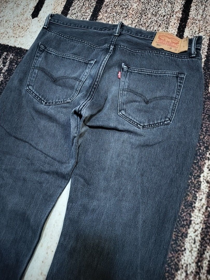 Levi's 501 Button Fly Jeans (Category: Jeans) located in Taguig. Submitted by thriftybounce (Listing ID 1466414958, Image 2). Description: Size : 36 Length : 36 Leg Open : 8 Color Rate : 9.4/10 Issue : None.