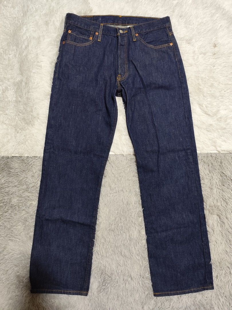 Levis 501 RAW DENIM Extended Patch Button Fly Straight Leg (Category: Jeans) located in Compostela. Submitted by fashiondeamar (Listing ID 1466560400, Image 2). Description: Levis 501 RAW DENIM Extended Patch Button Fly Straight Leg Made in Haiti 267 Actual W34 L43 Hem 9.