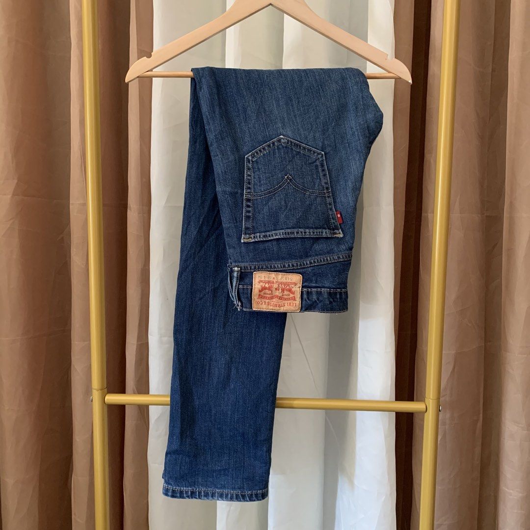 LEVI’S 511 BLANK TAB DENIM PANTS (Category: Jeans) located in Binalonan. Submitted by thrift_on2022 (Listing ID 1466358754, Image 1). Description: W - 32 L - 41 HEM - 7 Excellent condition✅.