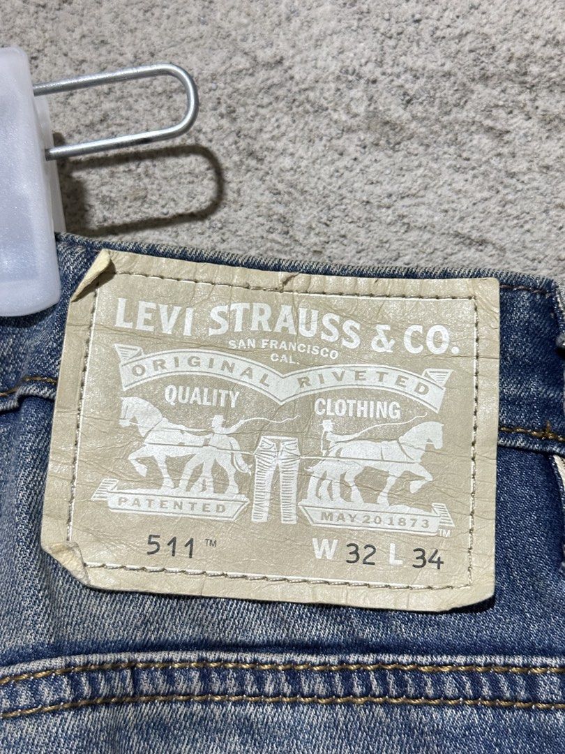 Levis 511 Slim Fit (Category: Jeans) located in Ozamiz City. Submitted by quick_done_deals (Listing ID 1466387402, Image 2). Description: 🛒 ** Levis 511 Slim Fit** 💯 Excellent Condition 📐 Dimes: Length: 43.5 Waist: 34-35 Leg Opening: 7 🔍 Issue: None 🎨 Color Rate: 9.5 / 10.