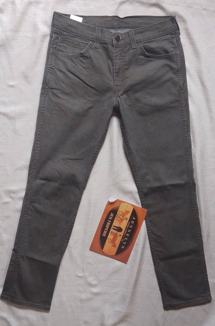 Levi's 511 slim fit (Category: Jeans) located in Calbayog City. Submitted by jen1027 (Listing ID 1466413468, Image 3). Description: Ptpa 🙏 LEVI'S 511 SLIM FIT MEN Size 33 L-30 On Tag Actual Length 39.5 Hem 7 Made In Bangla Excellent Condition Issue minimal sign of used Price 950 + sf ⛔ PAYMENT FIRST ⛔MOP-GCASH ⛔LOCATION:CALBAYOG CITY SAMAR ⛔PM.