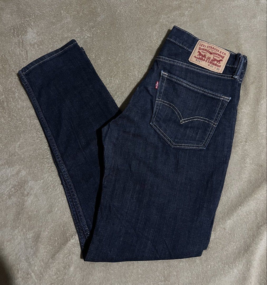 Levi’s 511 Slim Fit Jeans (Category: Jeans) located in Cebu City. Submitted by jlturno1999 (Listing ID 1466499357, Image 1). Description: Levi’s 511 Slim Fit Jeans Brand new condition 31x30 ganda ng kulay size at length di muna kailangan bawasan ng length 31 waistline, 39 length 10/10 overall Legit/authentic No issue.