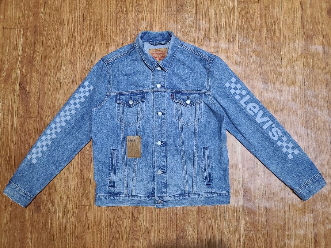Levi's Motocross Legend Trucker Jacket Large (Category: Coats, Jackets and Outerwear) located in Caloocan City. Submitted by naldz82 (Listing ID 1466474830, Image 1). Description: Levi's Motocross Legend Trucker Jacket Large excellent to new 22x27.5 check pic for dimes Meet up or Pick up: North Caloocan Bagong Silang MOP: Palawan Pay, MAYA Courier: Lalamove Or J&T Price: 2,300.