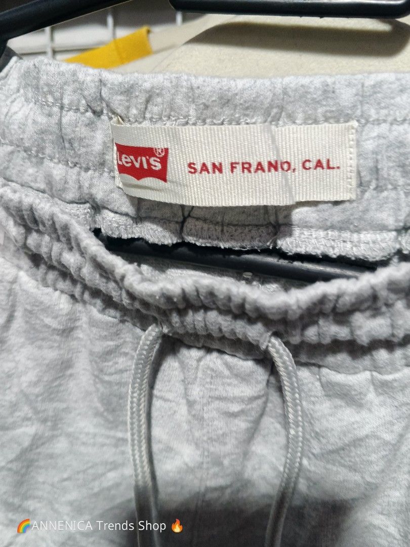 LEVI'S SHORTS - Kids (Category: Babies & Kids Fashion) located in Bulacan. Submitted by annenicathriftthriftlang (Listing ID 1466382697, Image 3). Description: 💙 LEVI'S SHORTS - GRAY BIG LOGO 💙 Kids / Teens / Adult Small ✅ DETAILS: Brand: LEVI'S San Frano, Cal. - Legit Tag Size: M / 150/63 - Fit 10-14yo / Adult XS-S Waist: 22"-28" garter + lace (stretcheable) Length: 15"-16" Condition: 8.5/10 - Good, no butas, may himulmol konti normal sa cotto