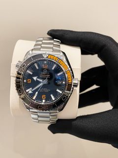 (Category: ) located in . Submitted by watchluxury888 (Listing ID 1466448908, Image 1). Description: .