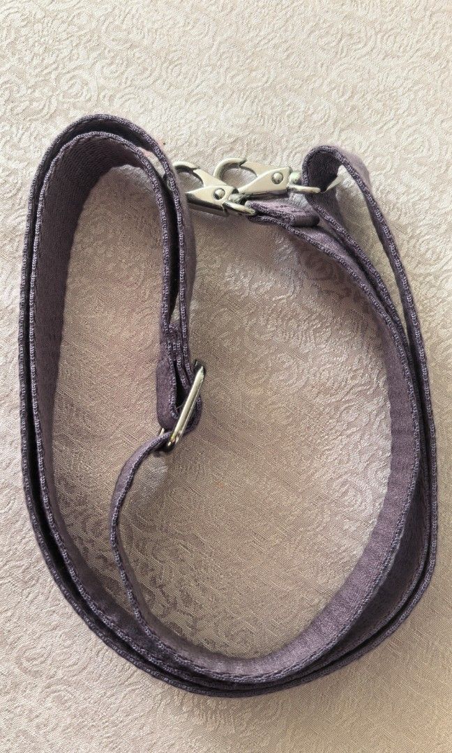 Like new Lavander Kipling sling (Category: Activewear) located in Tuguegarao City. Submitted by zenphoenix-7ad615 (Listing ID 1466563144, Image 3). Description: Kipling sling lavander color.