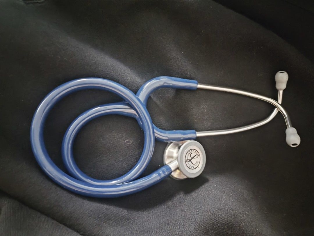 Littmann Classic III Stethoscope Navy Blue (Category: Medical Supplies & Tools) located in Quezon City. Submitted by sunnyhunts (Listing ID 1466443927, Image 1). Description: - Authentic Navy Blue Littmann Stethoscope - Stainless steel chestpiece - Clean and 100% working condition -comes with a generic case - bought for nursing, selling because I don't like the color -bought for 9k, selling at 6.5k.