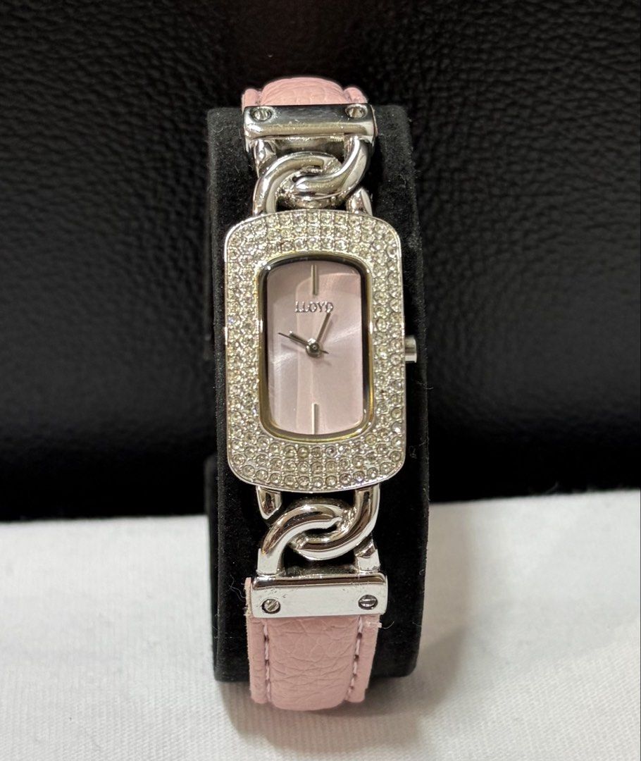 Lloyd Crystal Casual Watch (Category: Women's Watches) located in Quezon City. Submitted by WasalakTwo (Listing ID 1466546546, Image 1). Description: Bought in Japan High quality Good working condition New battery 18mm case Open for delivery nationwide.