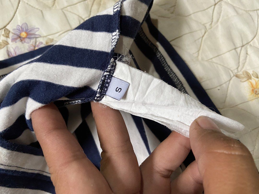 LOEWE (Category: Blouses) located in Salug. Submitted by bagdoi_finds (Listing ID 1466497051, Image 3). Description: .
