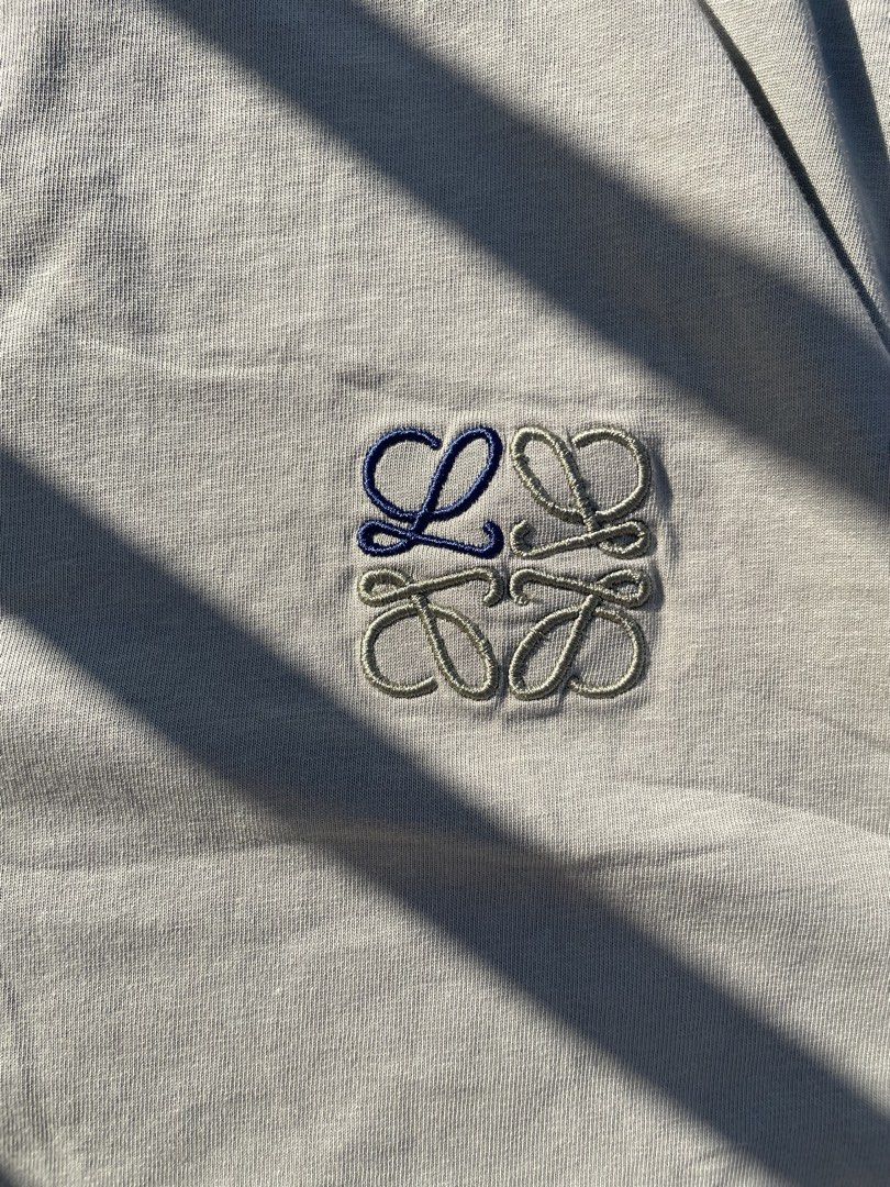 Loewe anagram tee (Category: Tshirts & Polo Shirts ) located in Tagaytay City. Submitted by thriftphil.ph (Listing ID 1466344528, Image 3). Description: Condition:10/10 Colorate:10/10 SIZE: W:21 L:27.
