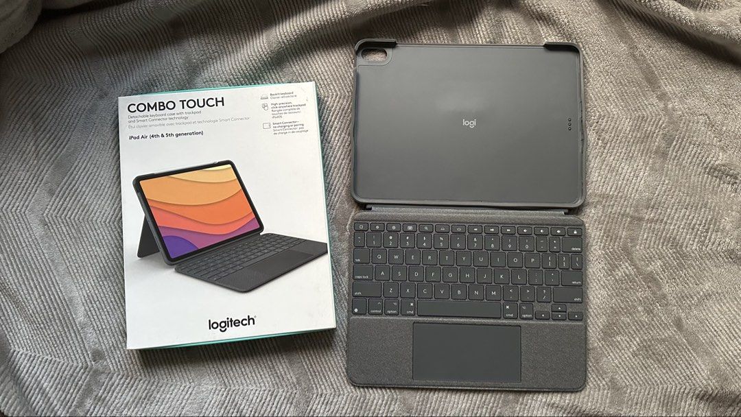 Logitech Combotouch for iPad Air 11-inch (Category: Other Accessories) located in Quezon City. Submitted by __kayela (Listing ID 1466443203, Image 1). Description: - Logitech Combo Touch - keyboard and trackpad are working well, keyboard has backlit keys - compatible devices: iPad Air 5th Gen and 4th Gen - I also tried with iPad Air M4 and it is also compatible! For meetups, you can try it before buying - slightly negotiable only because the prod