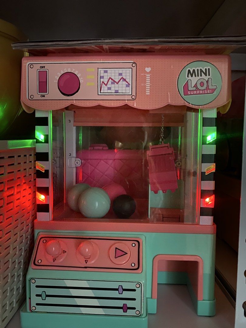 LOL Crane Machine Toy (Category: Kids Toys) located in Las Pinas. Submitted by sherylandmargaux (Listing ID 1466390035, Image 1). Description: You can put other toys inside Fun to play with.