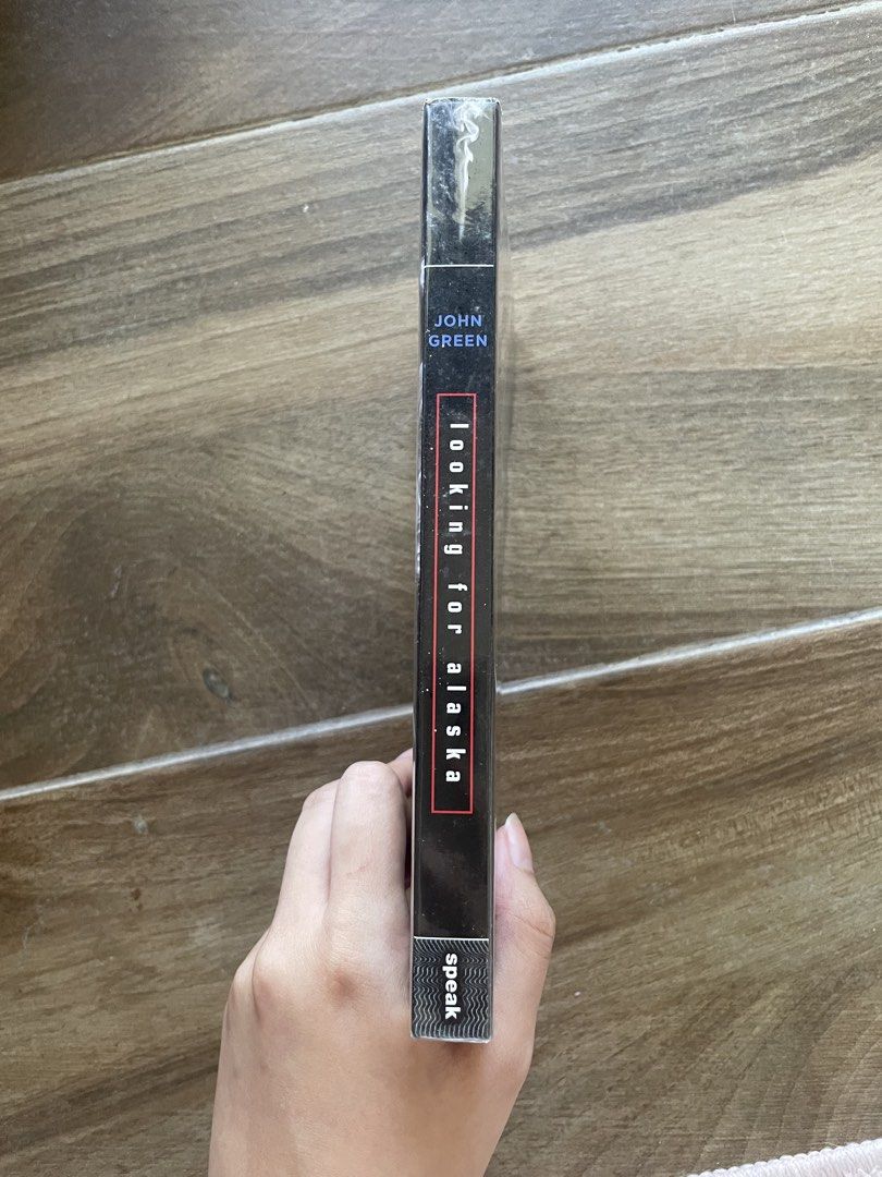 Looking for Alaska by John Green (Category: Storybooks) located in Manila. Submitted by kylaaaaa_ (Listing ID 1466352205, Image 2). Description: .