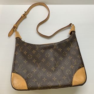 (Category: ) located in . Submitted by vintagebrandedstore (Listing ID 1466422490, Image 1). Description: .