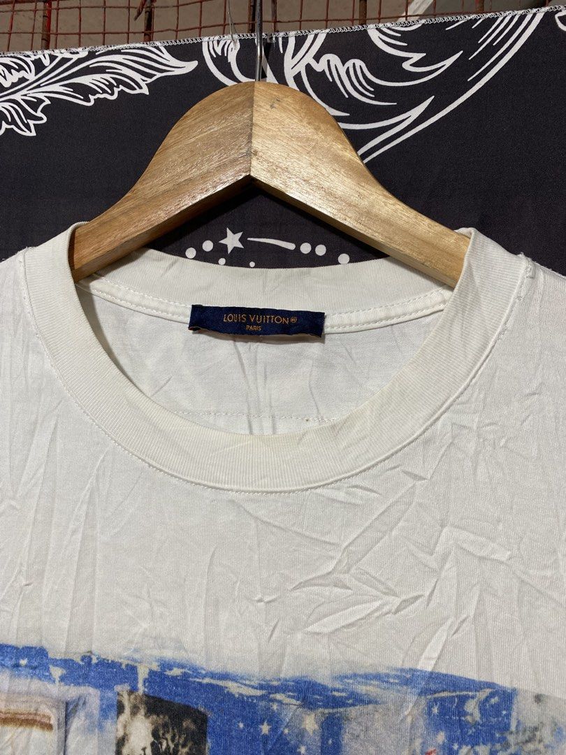 Louis vuitton (Category: Tshirts & Polo Shirts ) located in Angeles City. Submitted by reyhermano07 (Listing ID 1466508337, Image 2). Description: Louis vuitton Size. Med Good Condition No Issue.