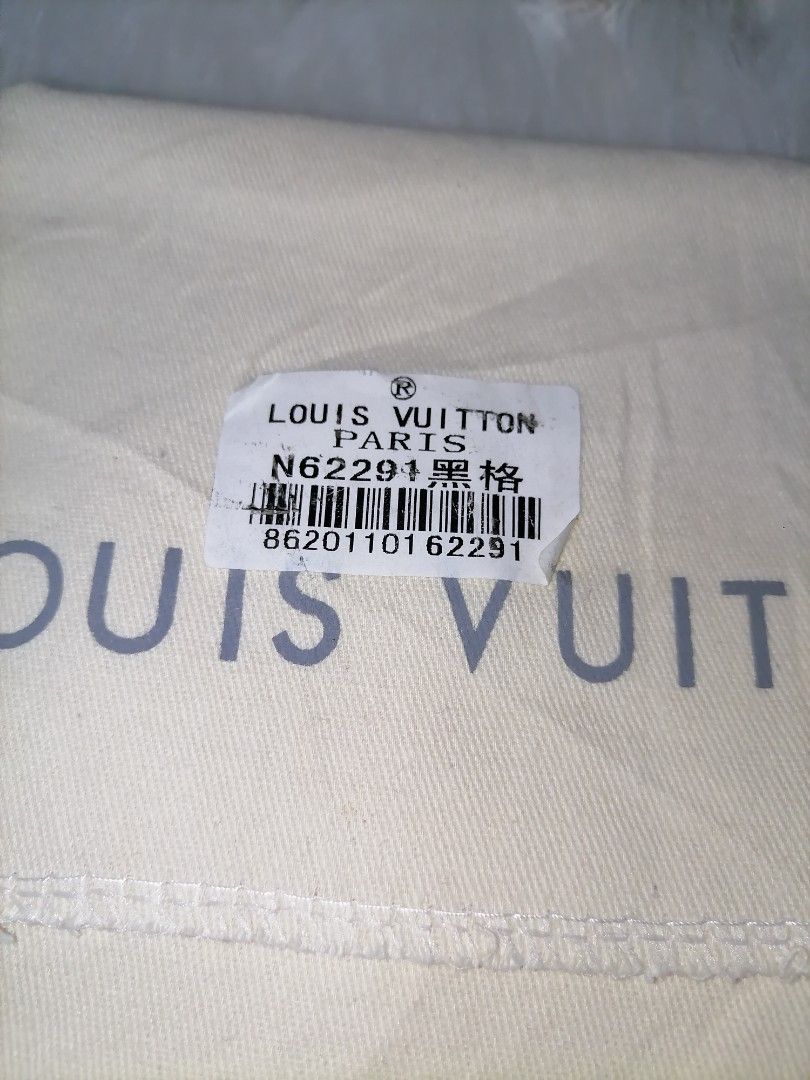 Louis Vuitton Dustbag (Category: Purses & Pouches) located in Butuan. Submitted by az-branded.items (Listing ID 1466451564, Image 2). Description: Size: W 14.5" x L9.5" Selected from ukay.